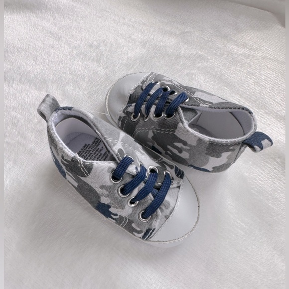 Bear-Camo Sneakers Navy Blue/ White/ Grey • NWOT • Super Cute ! - Picture 6 of 7